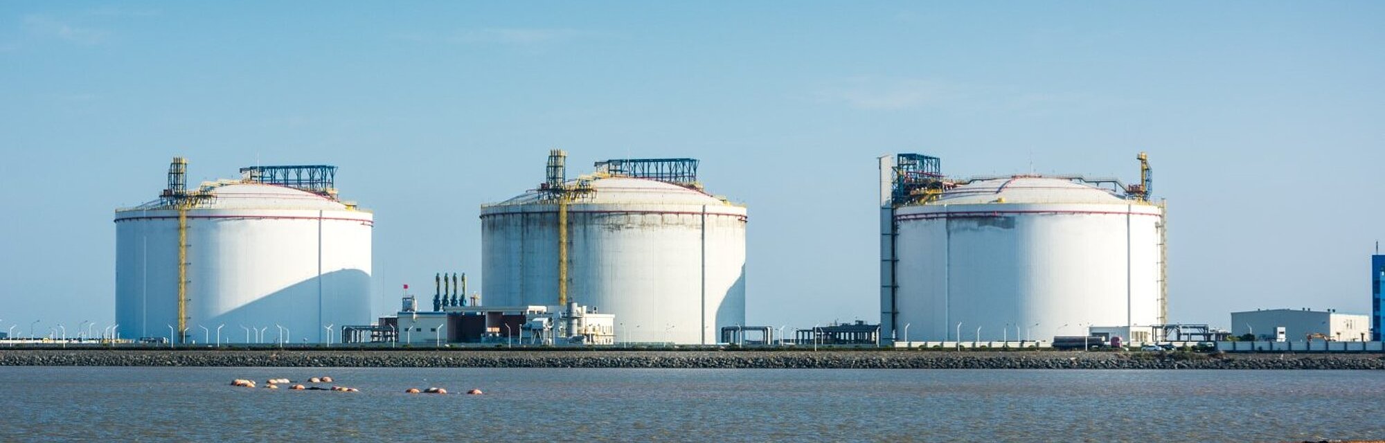 Protego Protection of Cryogenic Storage Tanks